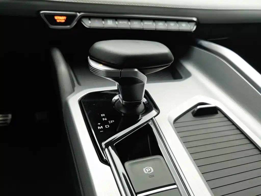 Geely Xingrui 2021 — фото 13
