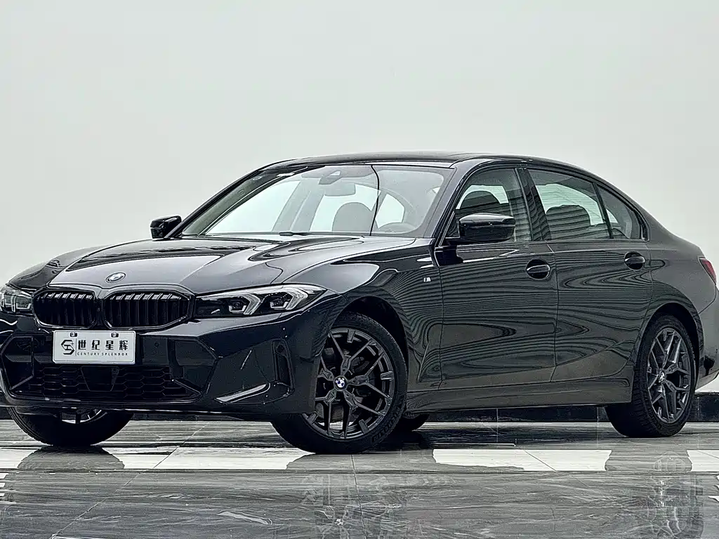 BMW 3 Series 2025 — фото 1
