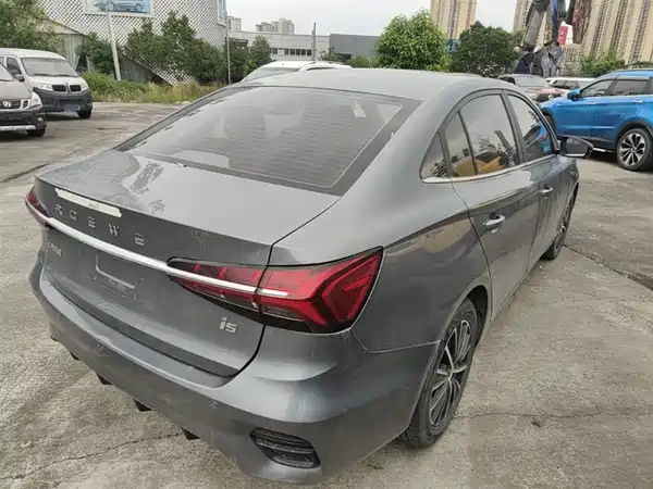 Roewe i5 2021