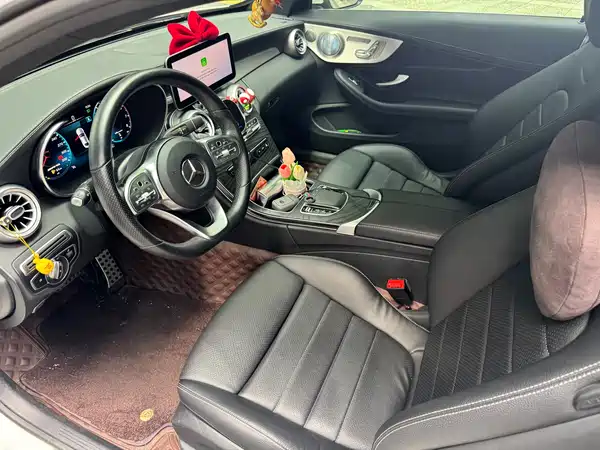 Mercedes-Benz C-Class 2022