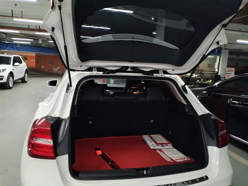 Mercedes-Benz GLA 2015 — фото 19