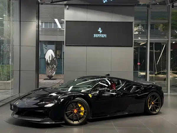 Ferrari SF90 2020