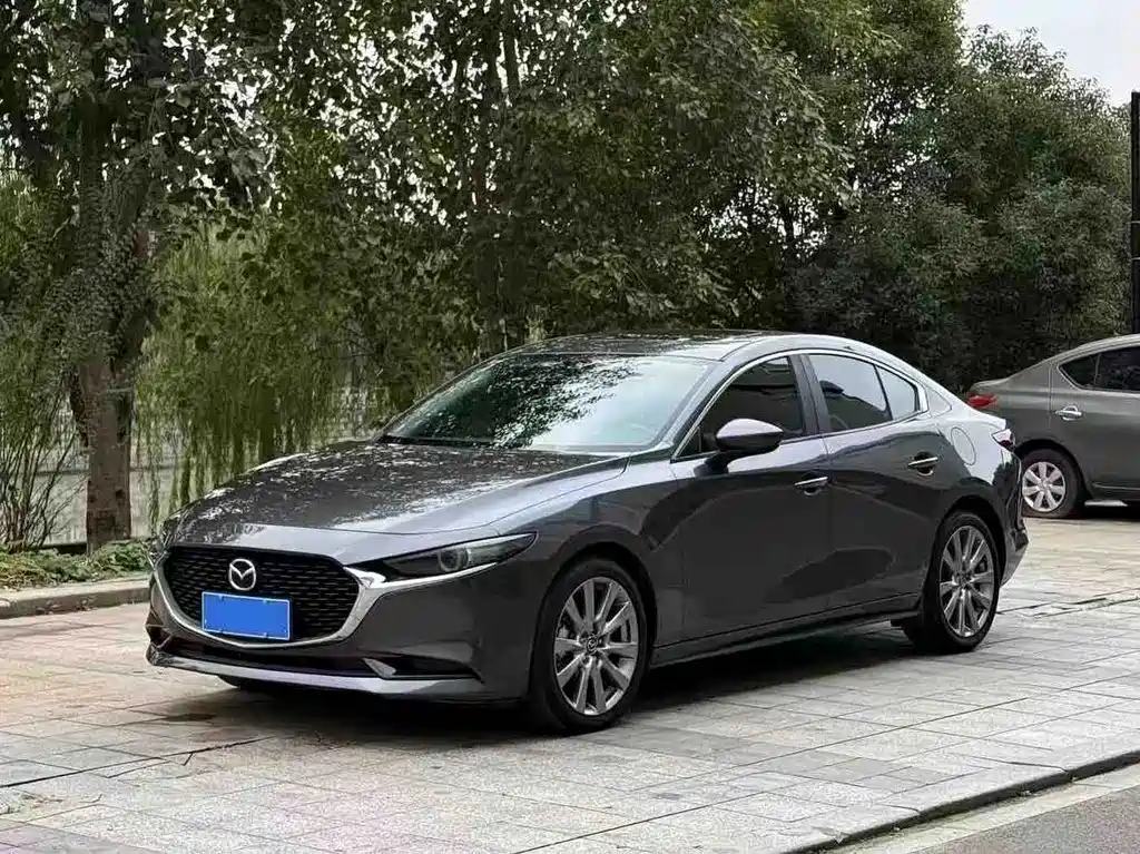 Mazda 3 Axela 2023