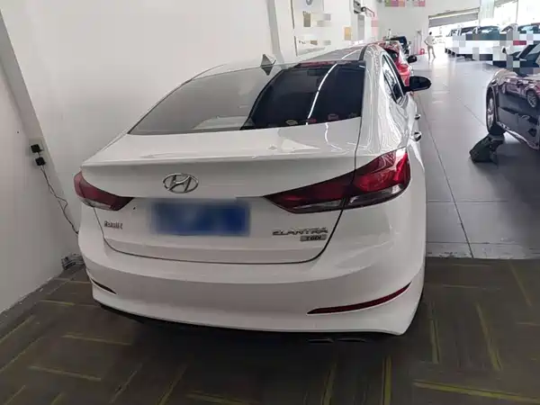 Hyundai Celesta 2018