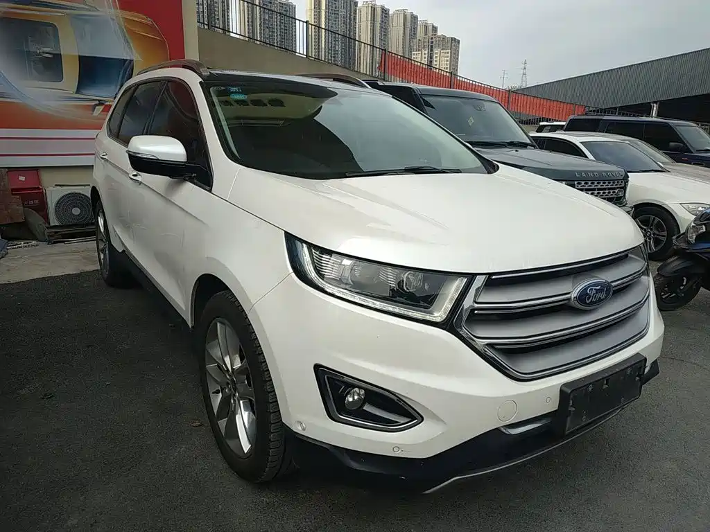Ford Edge 2018 — фото 22