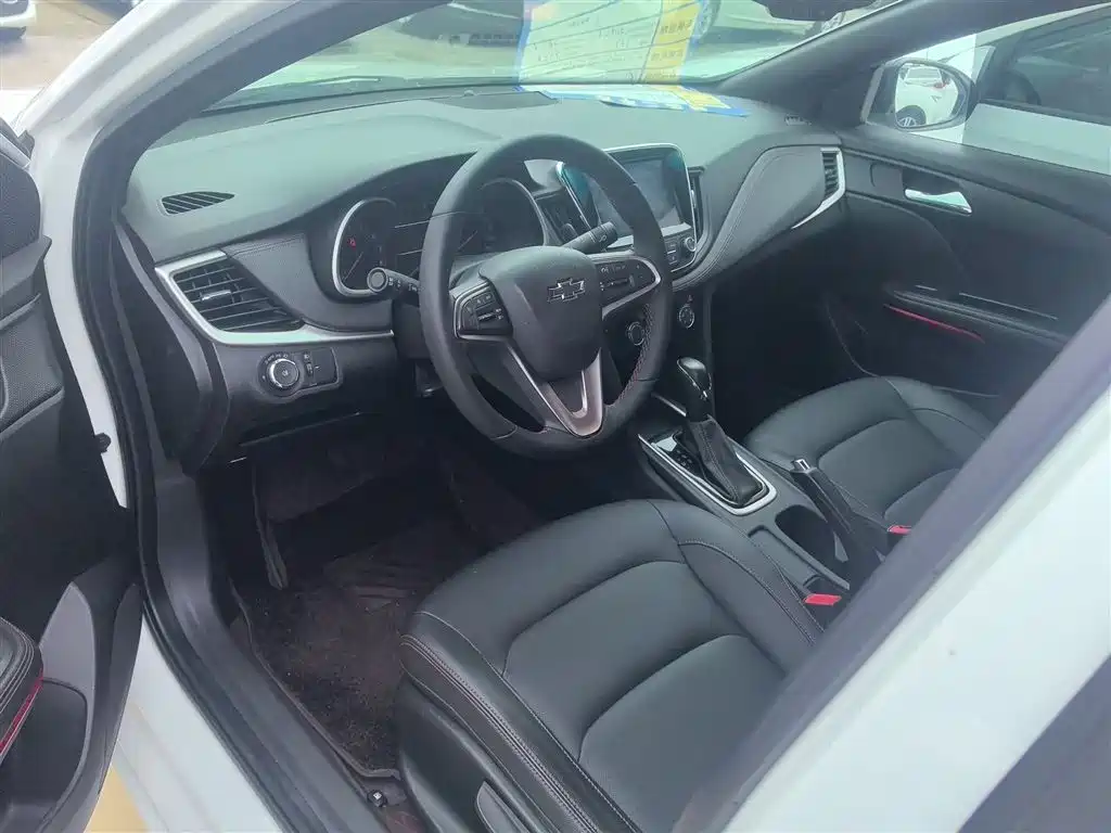 Chevrolet Monza 2019 — фото 14