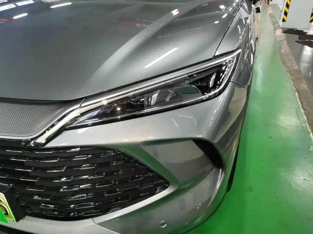 BYD L DM-i 2025 — фото 24