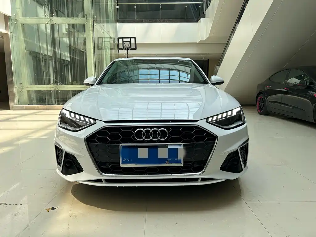 Audi A4L 2020 — фото 2