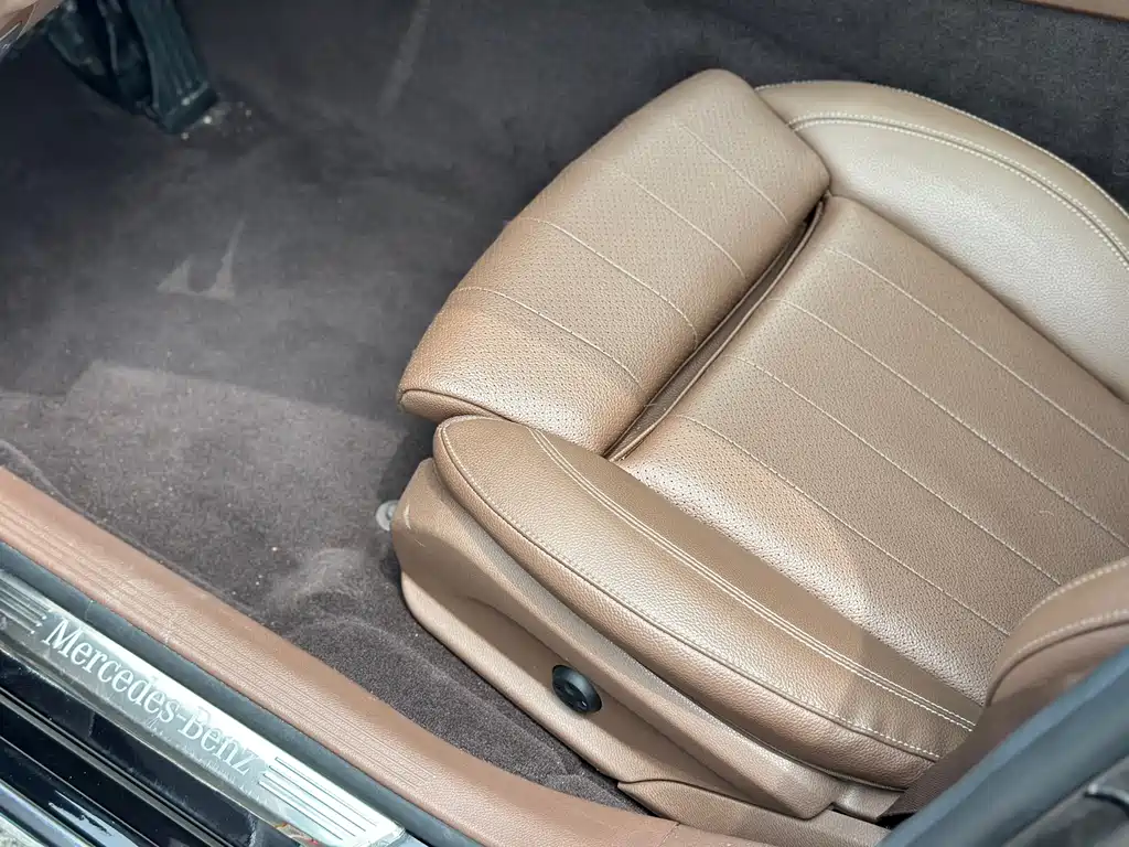 Mercedes-Benz E-Class 2022 — фото 17