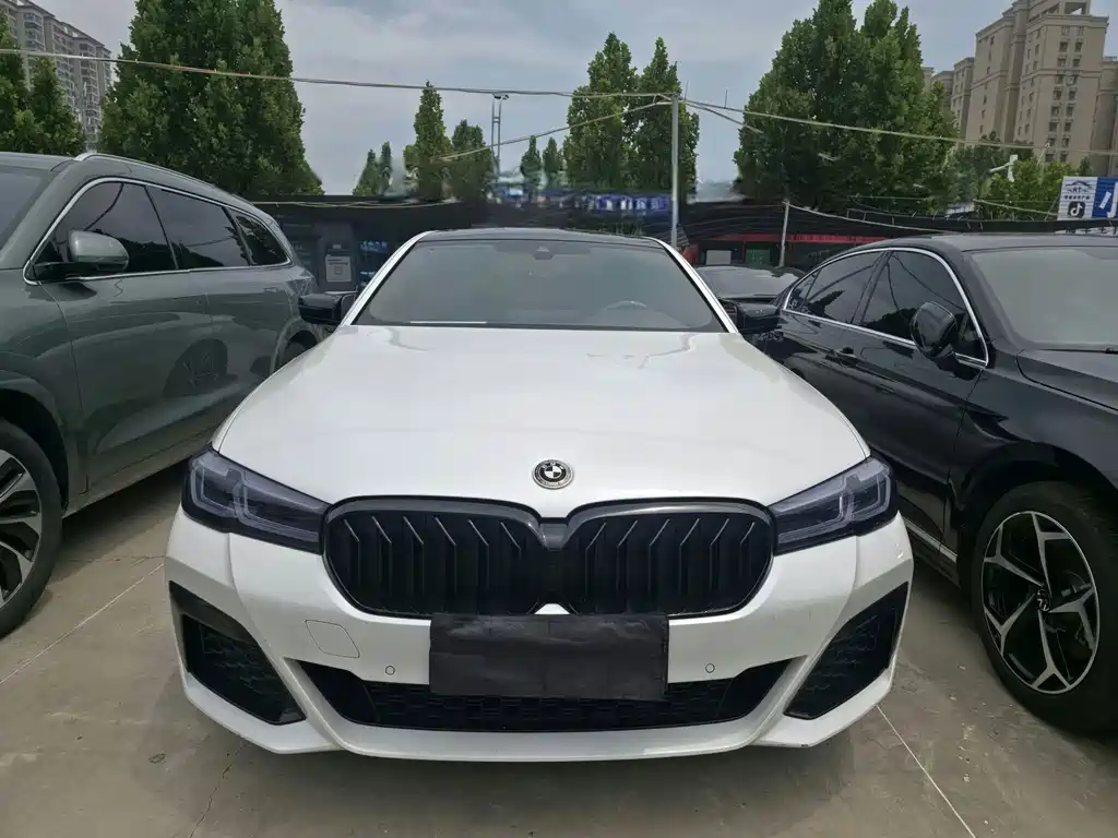 BMW 5 Series 2023