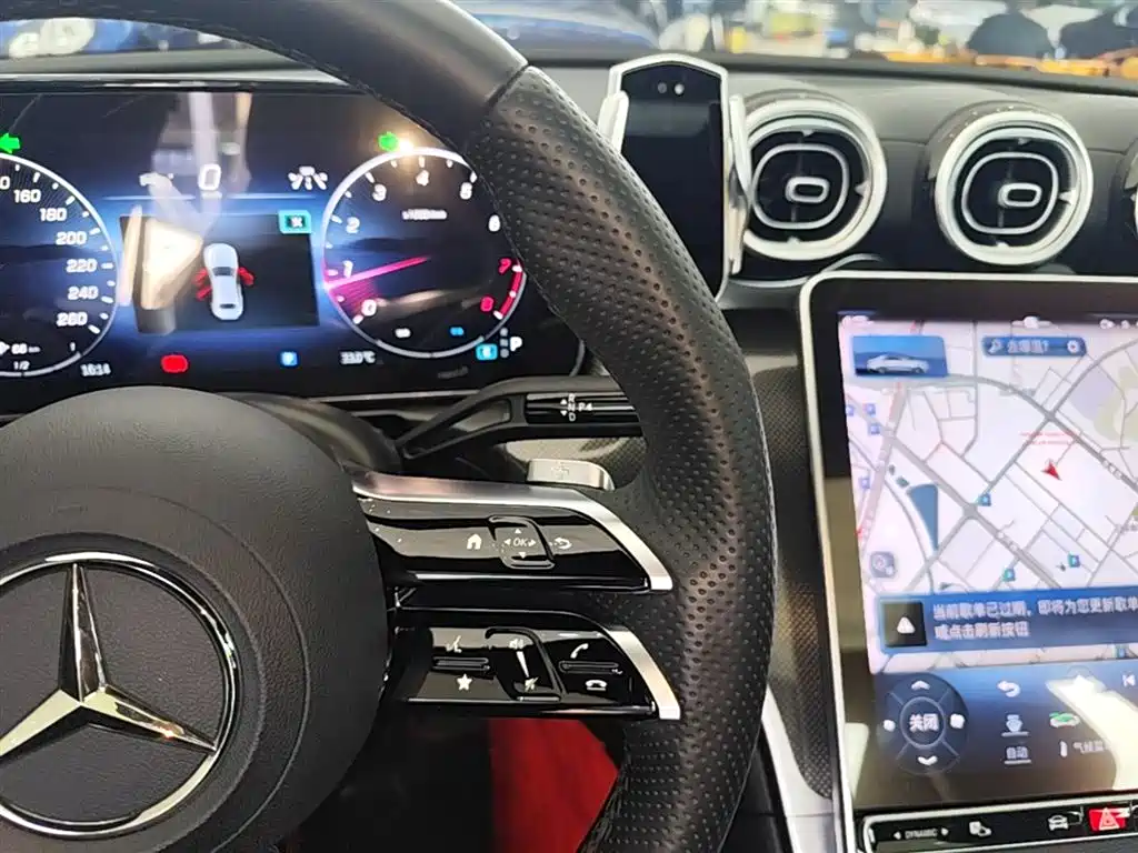 Mercedes-Benz C-Class 2023 — фото 14