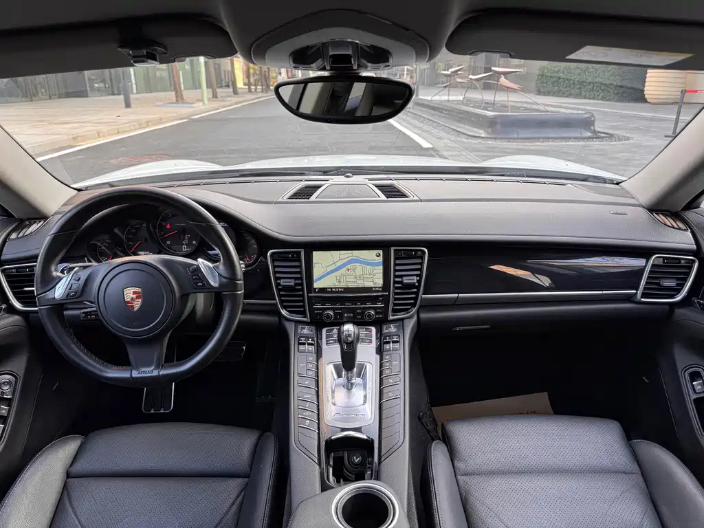 Porsche Panamera 2015 — фото 20