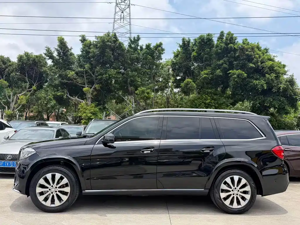 Mercedes-Benz GLS 2017 — фото 18