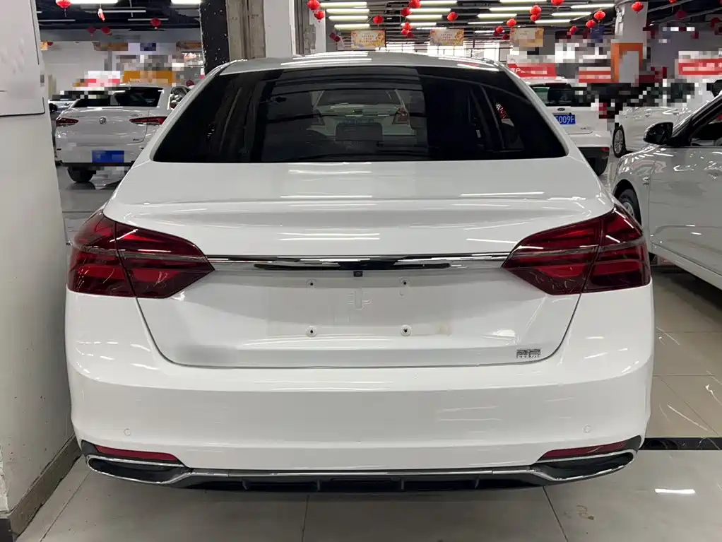 Geely Emgrand 2020