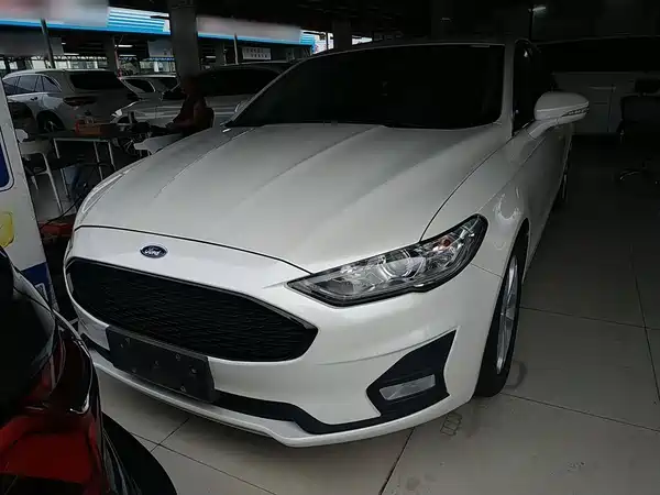 Ford Mondeo 2021