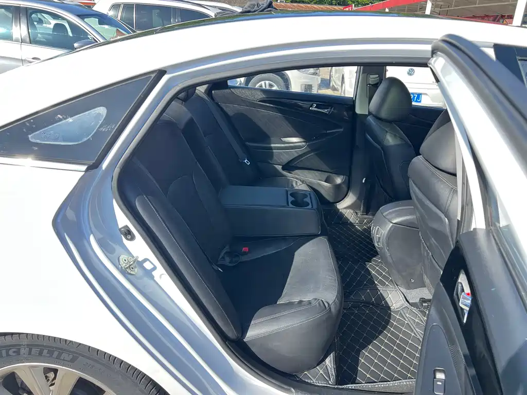 Hyundai Sonata 2016 — фото 18