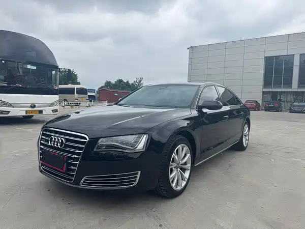 Audi A8 2013