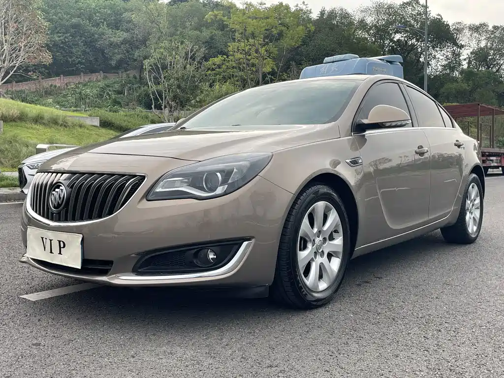 Buick Regal 2015 — фото 1