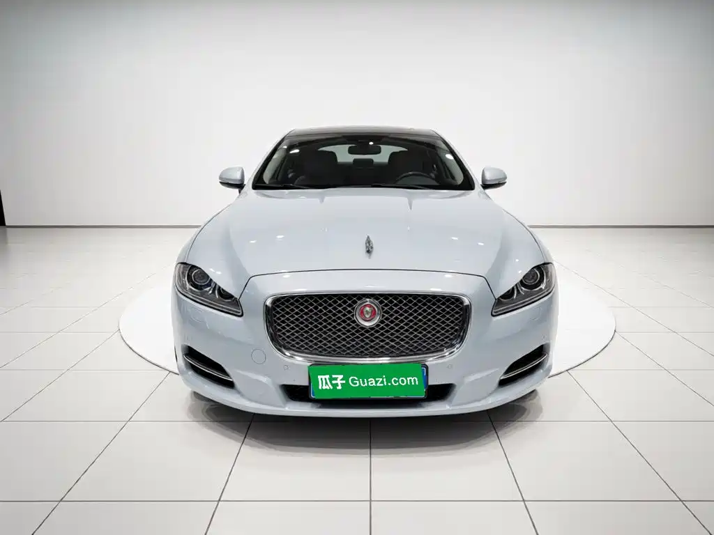 Jaguar XJ 2016
