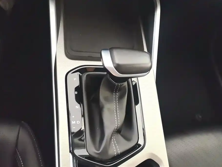 Geely Emgrand 2023 — фото 16