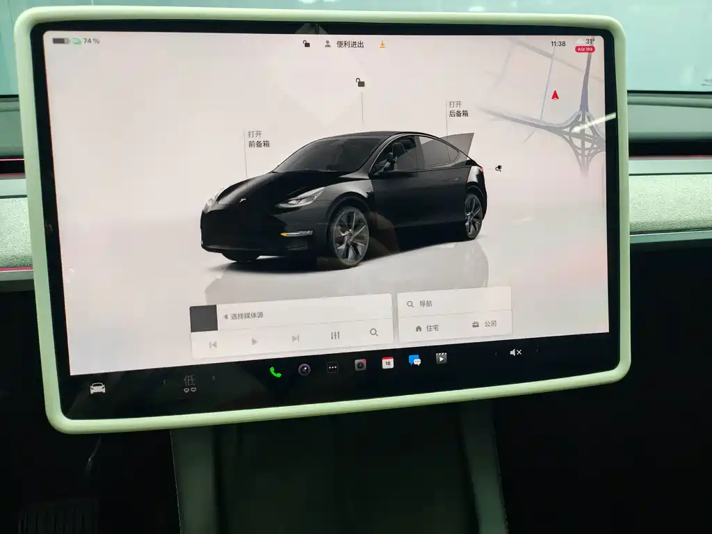 Tesla Model Y 2023 — фото 13