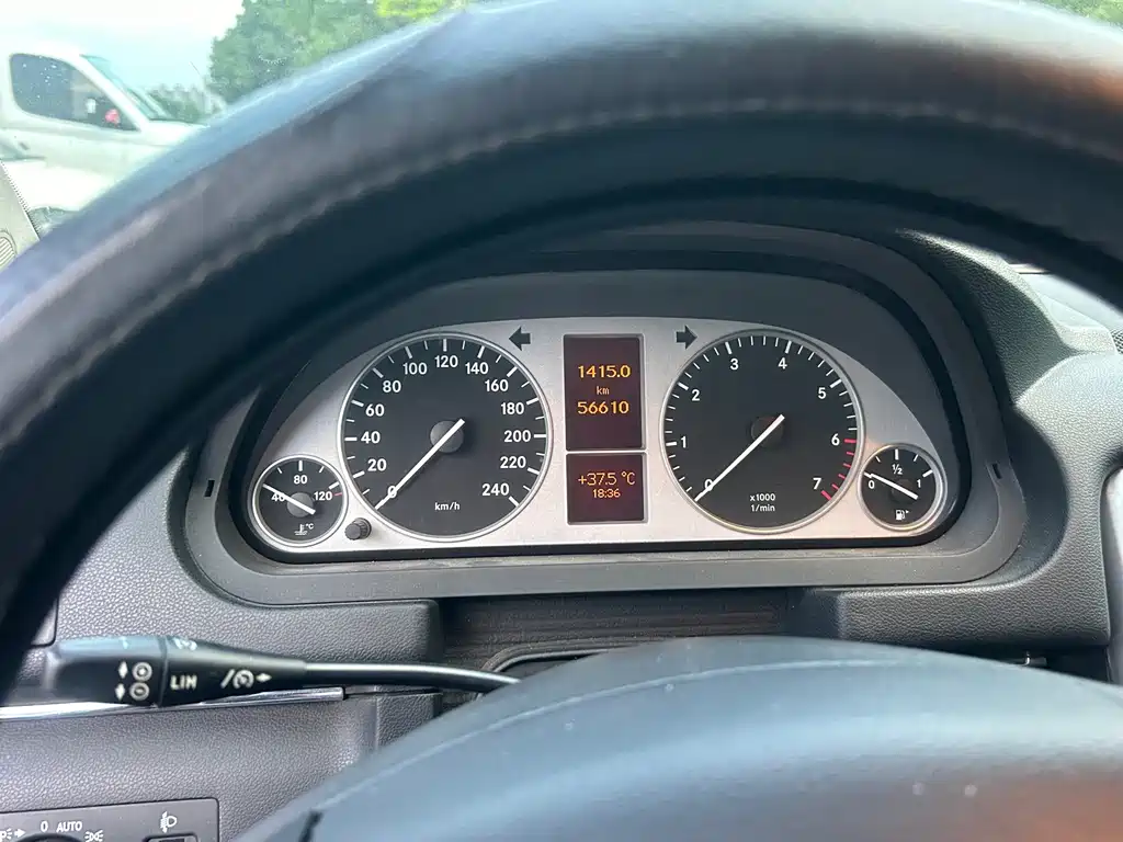 Mercedes-Benz B-Class 2011