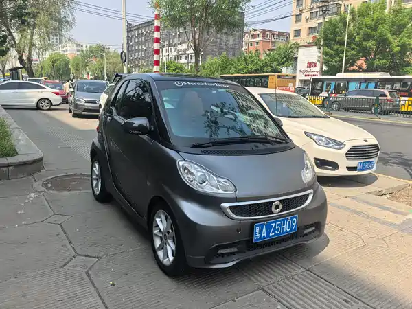 smart fortwo 2012
