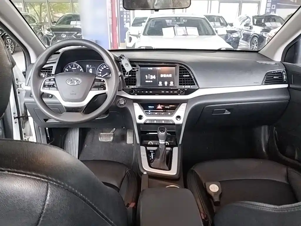 Hyundai Celesta 2017 — фото 10