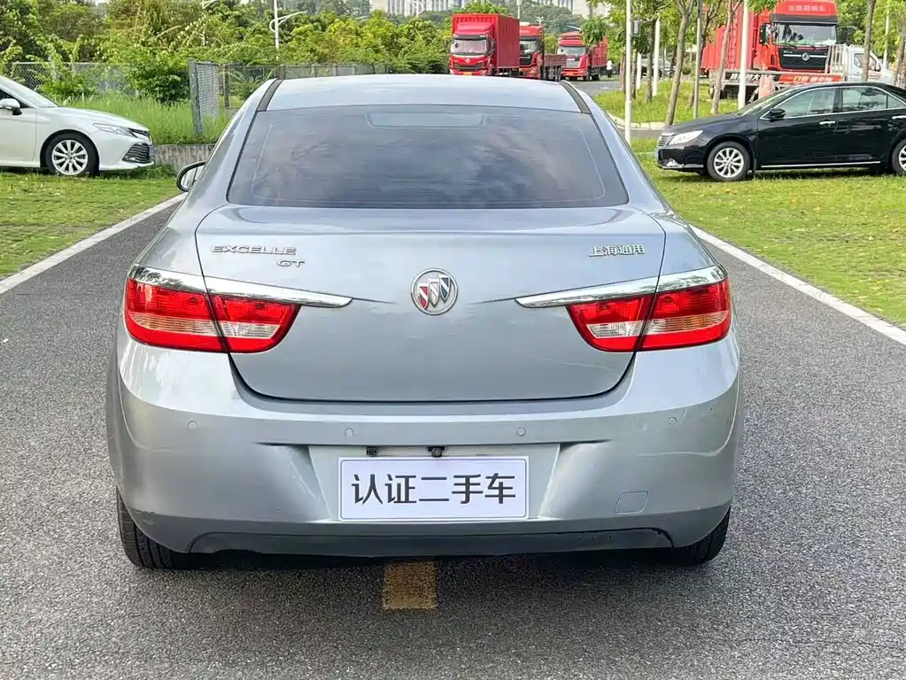 Buick Excelle GT 2015 — фото 24