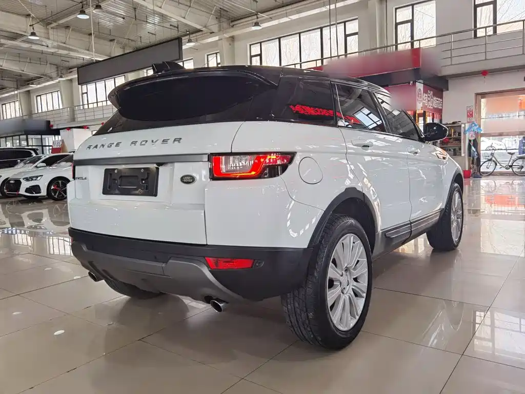 Land Rover Evoque 2019 — фото 24