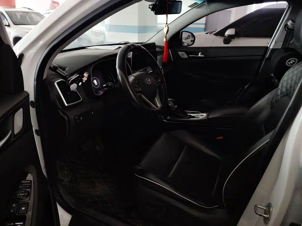Hyundai Tucson 2020 — фото 16