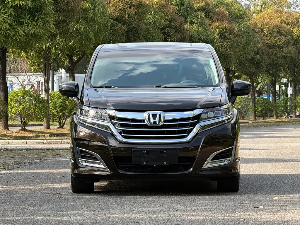 Honda Elysion 2018 — фото 2