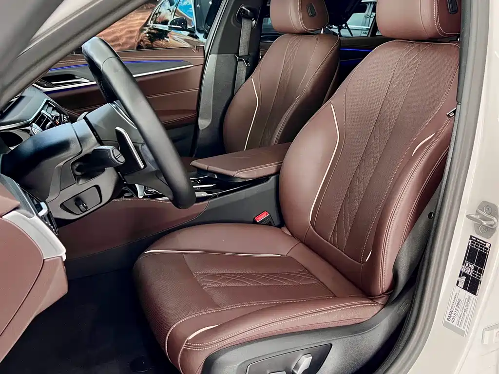 BMW 5 Series 2024