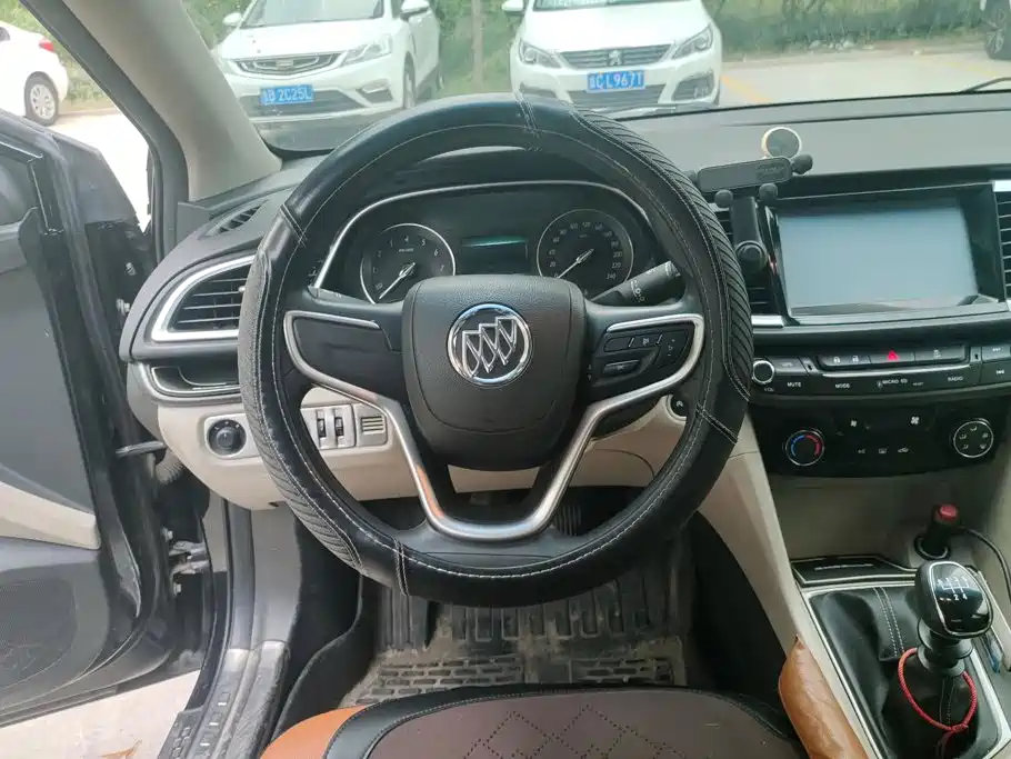 Buick Excelle GT 2016 — фото 15