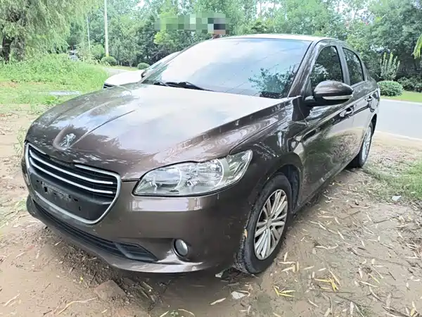 Peugeot 301 2015