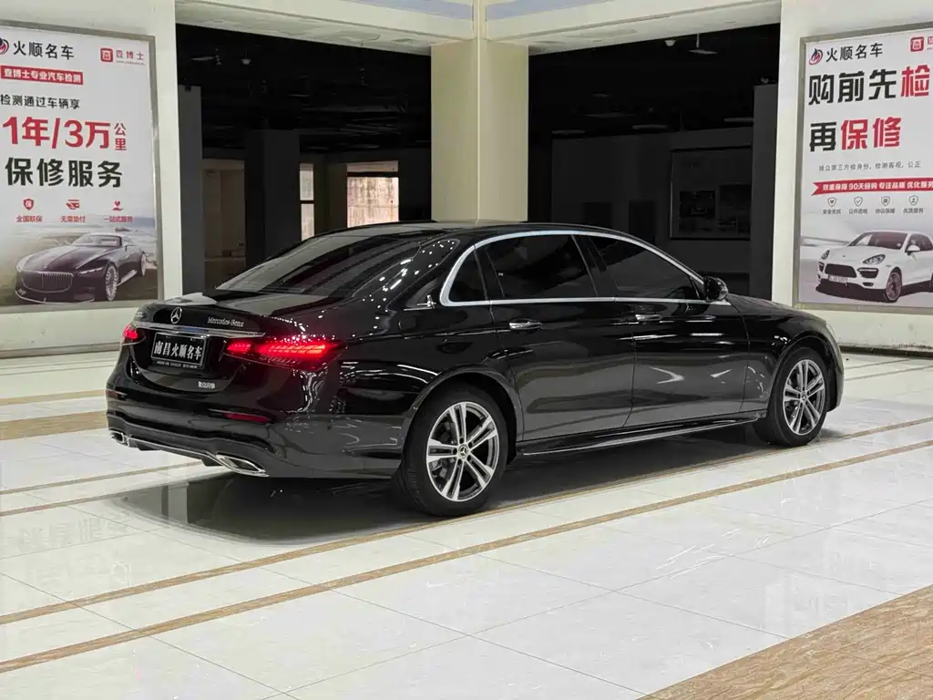 Mercedes-Benz E-Class 2022 — фото 25