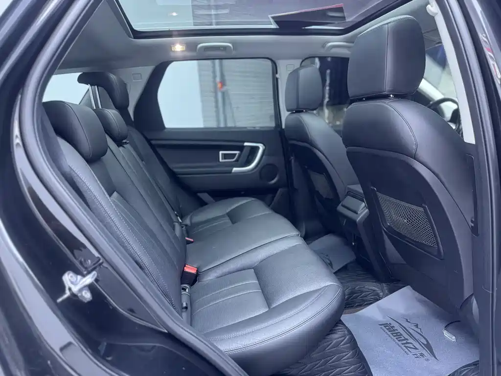Land Rover Discovery Sport 2018 — фото 10