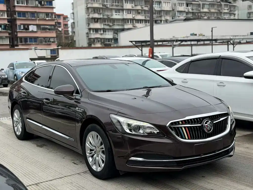 Buick LaCrosse 2017 — фото 3