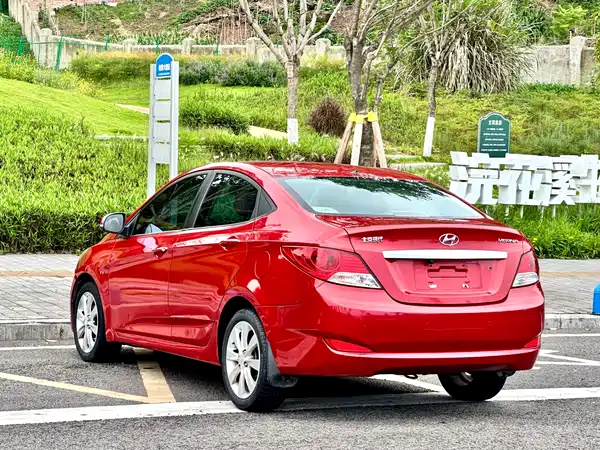 Hyundai Accent 2010