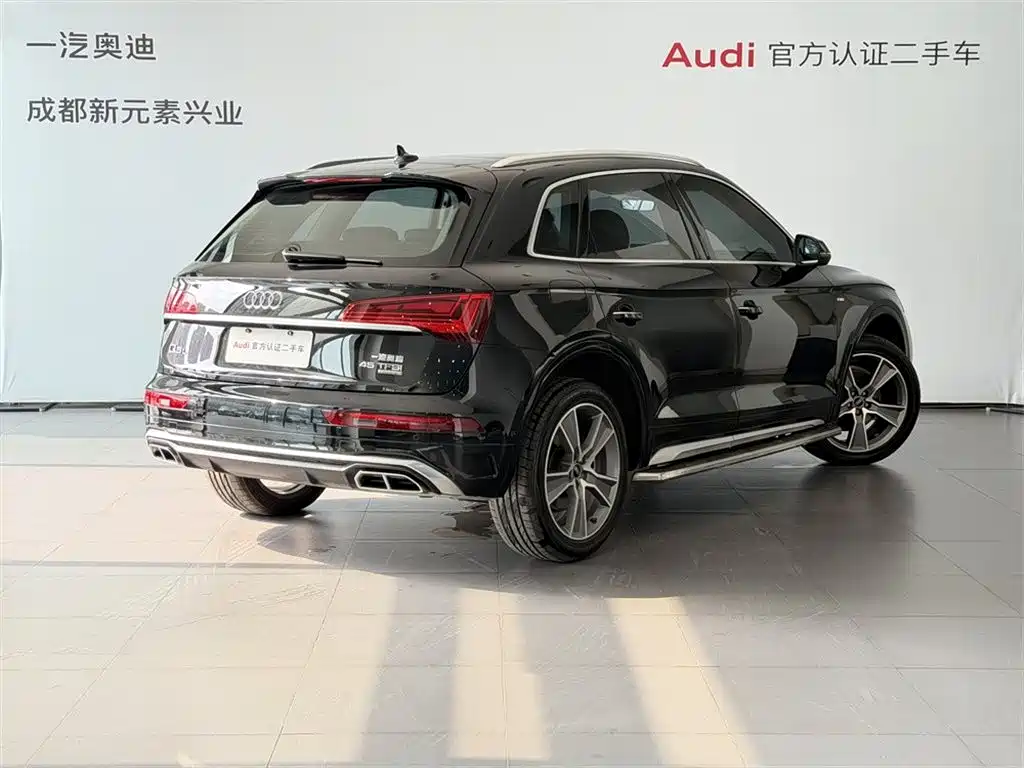 Audi Q5L 2022 — фото 4
