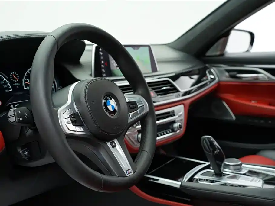 BMW 7 Series 2019 — фото 35