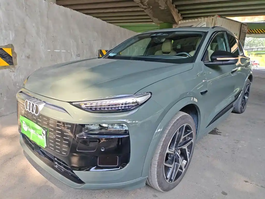 Audi Q6L e-tron 2025
