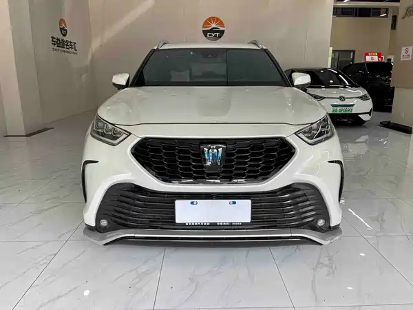 Toyota Crown Kluger 2021
