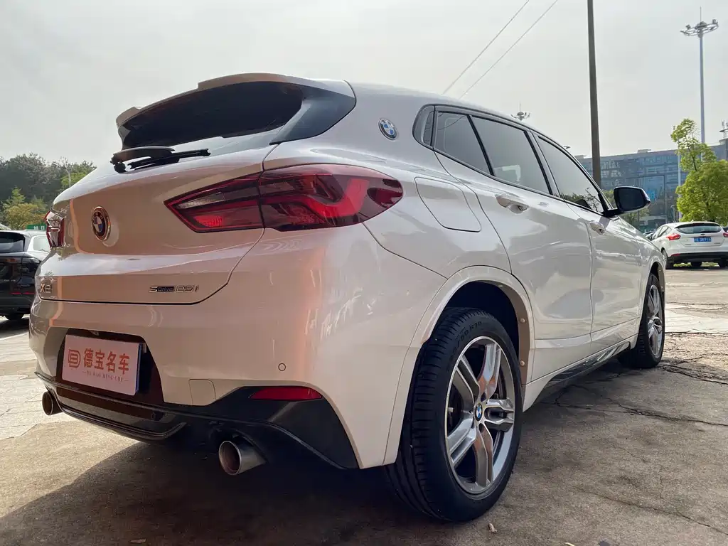 BMW X2 2020 — фото 14