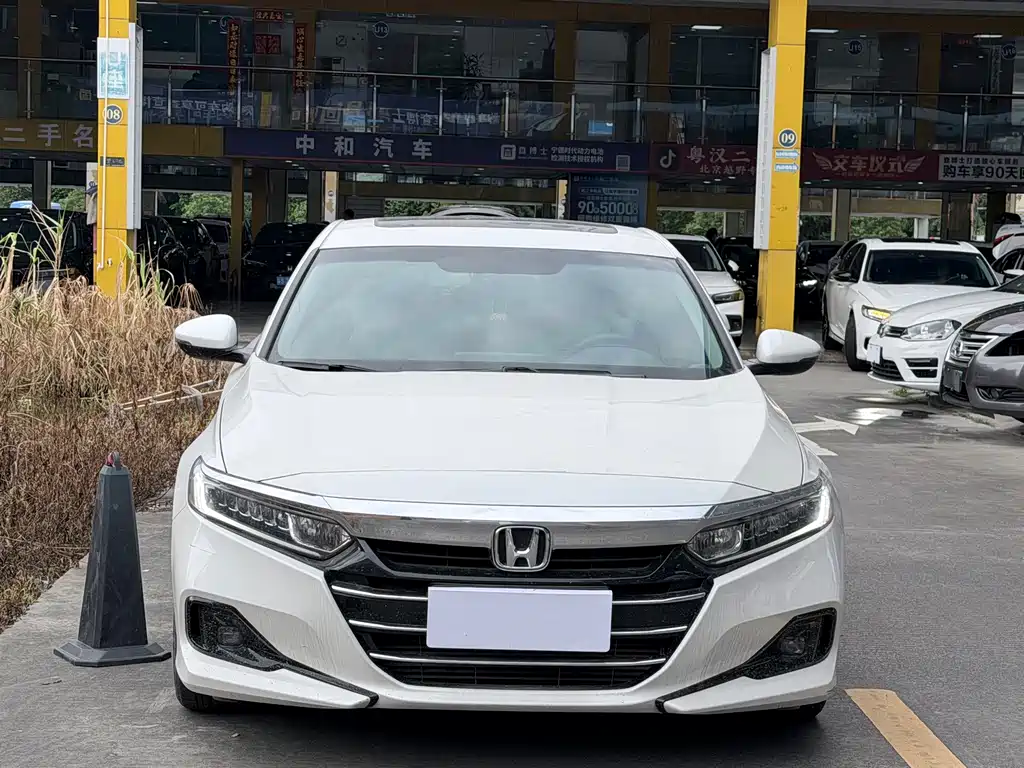 Honda Accord 2023 — фото 2