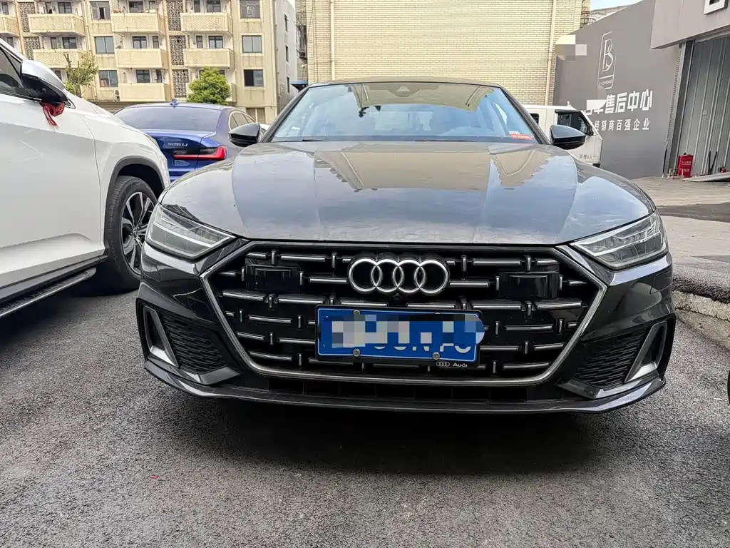 Audi A7L 2024