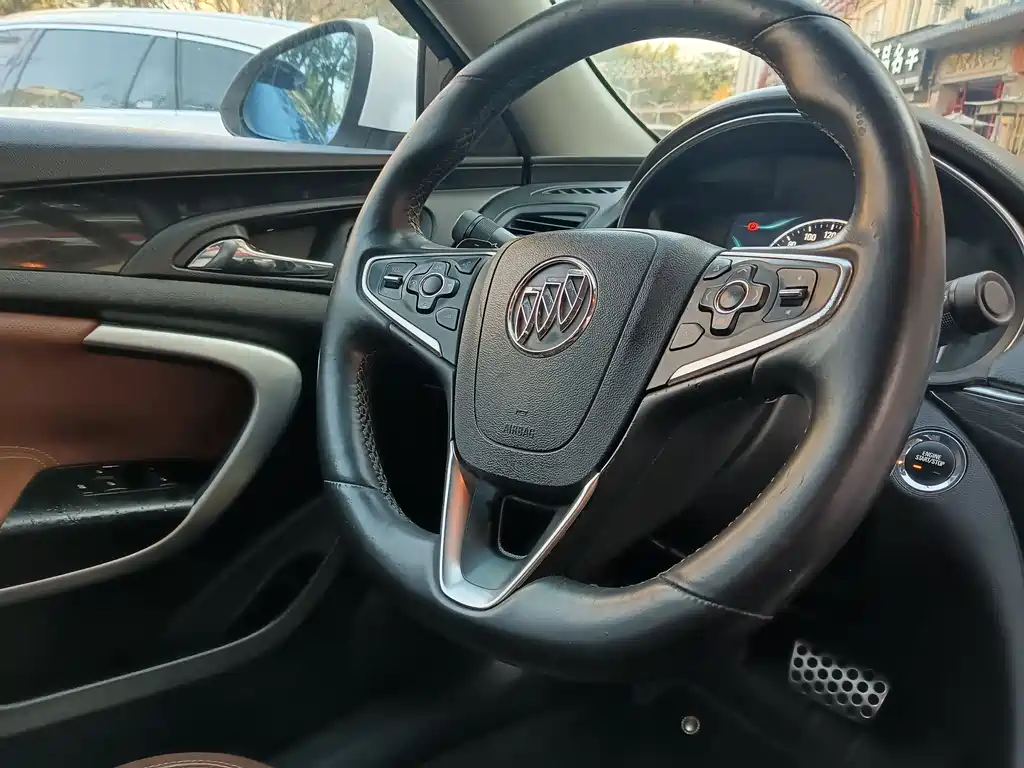 Buick Regal 2013 — фото 14
