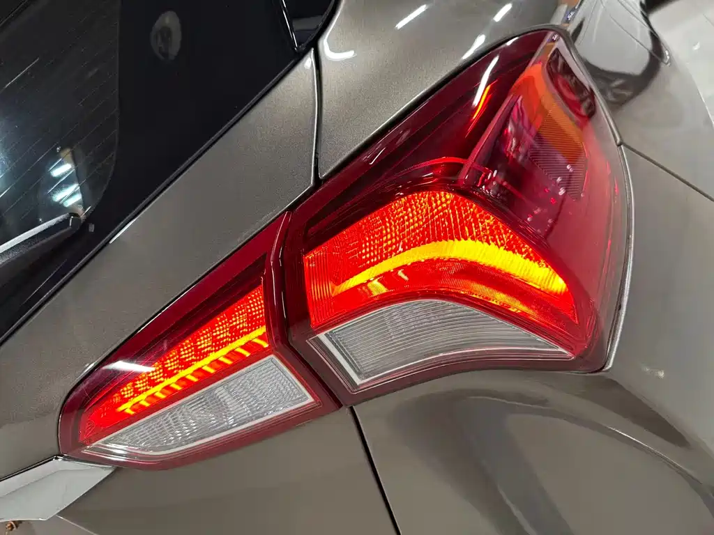 Buick Envision Plus 2019 — фото 15