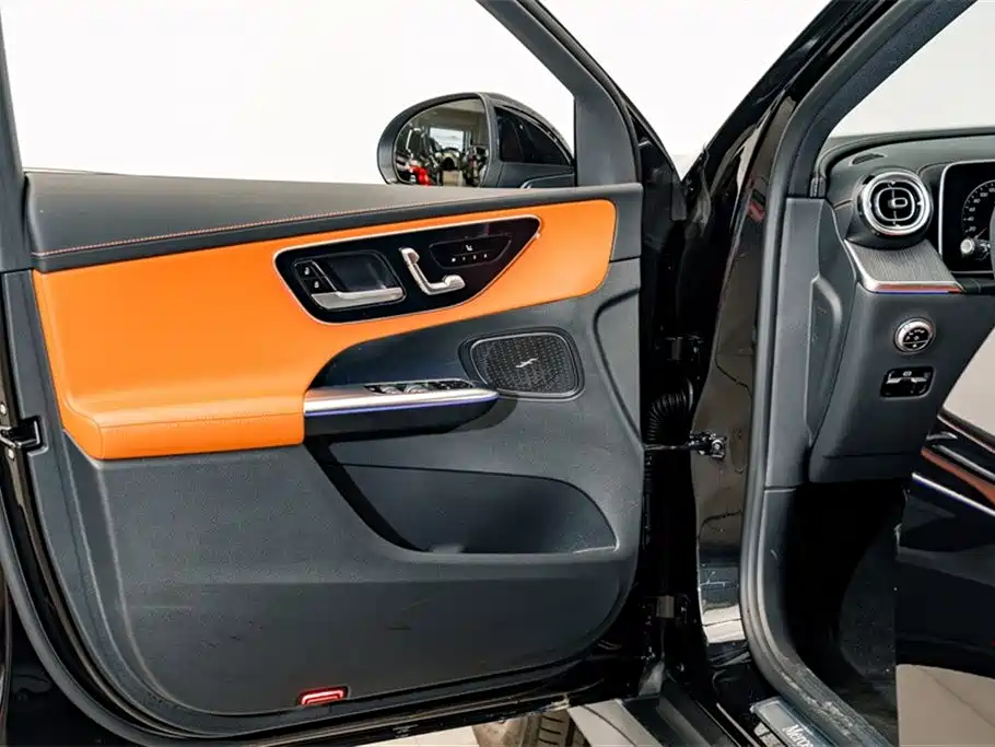 Mercedes-Benz GLC 2025 — фото 16