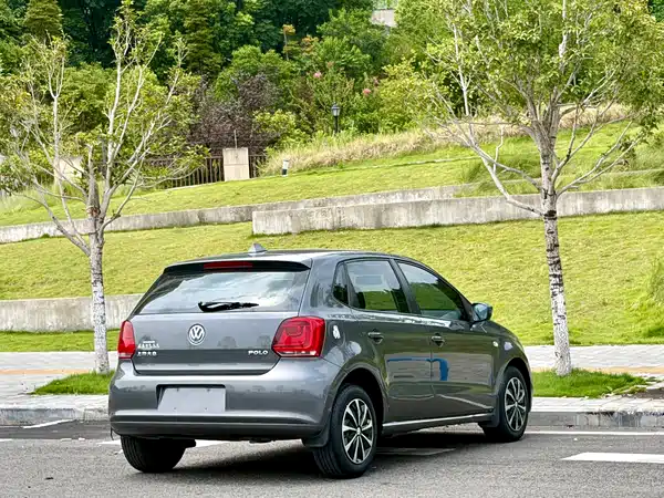 Volkswagen Polo 2014